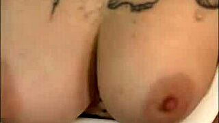 muscular bodybuilder pumps cumshot into her upside down pose perfectly