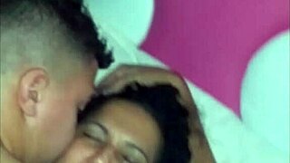 my hot esposa fucks cornos amigo raw no camisinha!!