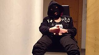 i love feeling sticky cum all over my sneaker soles and edges