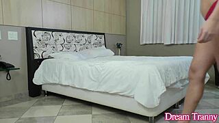 Slim Tranny Ellen Souza Stretches Butthole on Machine