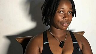 Chatting with top Nigerian model about her big ass curves 🍑✨