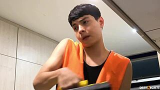 Boss's stepdaughter takes my cock bent over in bedroom sneaky 😏🍆