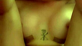 GOZANDO NO CU ROSINHA DA VIZINHA! She’s dripping wet now!