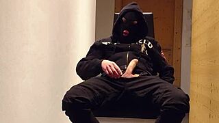 i love feeling sticky cum all over my sneaker soles and edges