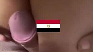 Arab slut teases with dirty cash-for-dick demands