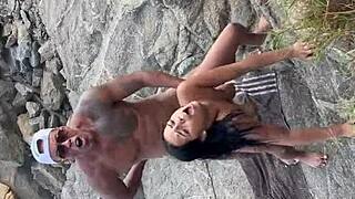 sex on brazil beach everyone watching it went viral 😈🏖️🔥