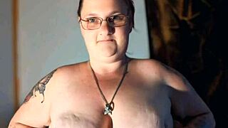 big tits bbw trailer park milf rides drblackjohnsonxxxs bbc barefeet while husband works