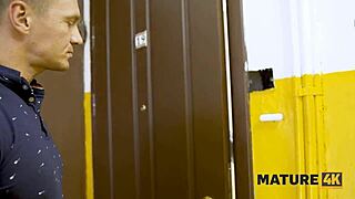 Hey mature, wanna rent this apartment or get seduced by my cock?