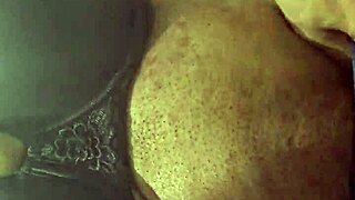 ebony granny pisses wet pussy at i-95 rest stop