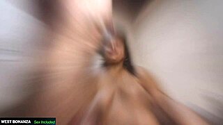 la gran cola latina es follada duro hasta que se traga el semen de culo a boca