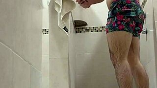 Muscular mexican bodybuilder solo strokes small waist sexy