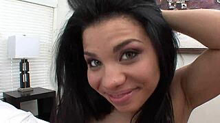 curvy latina: feel this gooey creampie flooding my deep cunt?