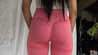 just fucked her yoga pants and creampied her tight pussy 😈🍑💦