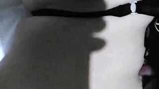 i love licking her sweet belly button all night