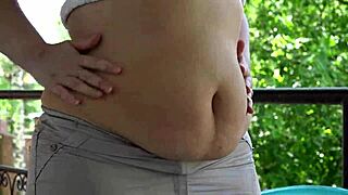 Chubby milf mukbang flaunts fat belly outdoor asmr food fetish!