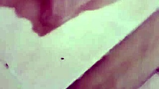 ¡Mi Empleada Doméstica Me Tienta con su Culo Grande Antes de que mi Esposa Nos Pille!