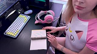 stepsister's naughty webcam show... should i spill her secret to everyone watching?