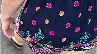 Street puta flashes upskirt tease