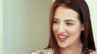 Housewife AUBREE VALENTINE Fucks MASSAGE Therapist's BIG COCK Doggy to Missionary!