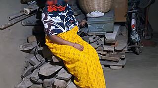 Horny Indian Village Girl Waits for Boyfriend and Gets Fucked in Room on Ranch