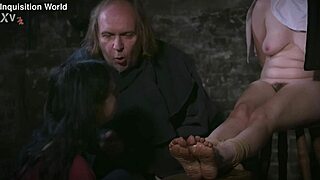 sweet honey's teasing feet beg for rough licking and sucking