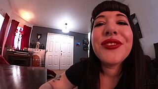 Post-Apocalypse Giantesses Devour Tiny Men in Vore Fantasy