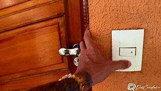 damn i fucked that hot real estate agent showing me the apartment