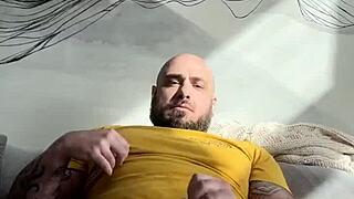 heading out for a three-week no-jerk break, last pump before i go