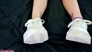 😍 inked brunette katie kingerie rims and deepthroats that throbbing cock so good 💦