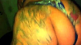 ela cavalgando na minha rola... que del�cia demais!!