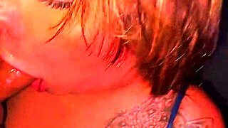 ela cavalgando na minha rola... que del�cia demais!!