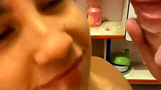 Chupando tu pico carzuva, quieres mas de esta puta latina?