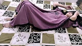 Hijab-Wearing Indian Muslim Bhabhi Fucks Husband Doggystyle Creampie