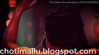 midnight heats up with my sexy mallu indian aunty