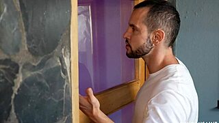 hubby's gone... need ya to fuck me desperate now!