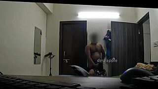 wife slurps hubby's cock right in front of the shocked maid 😏💦