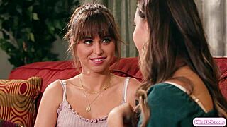 Latina Explores Sister-in-Law's Hairy Fold