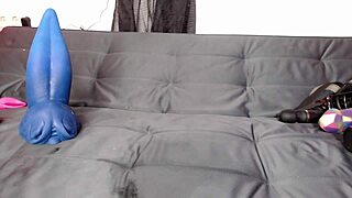 horny slut siswet19 rams huge dildo deep in her gaping ass 😈🔥