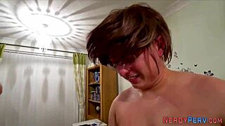 BRITISH NEWBIE RAILS HARD UNTIL FACIAL FINISH!