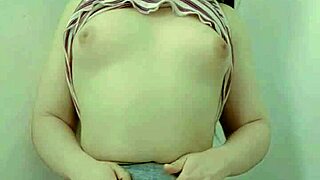 Cute Amateur Teen Shows Off Curves