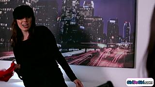 omg this milf's biting those teen nipples then diving tongue-first into her pussy 😍🔥