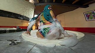 Mia Niqab's sloppy pussy to mouth jacuzzi ride 💦😏