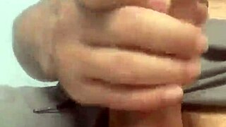 jehito brazzile's gym student boss with big cock almost cums from full sack 💦😈