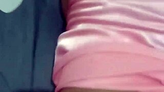 hey, bokep indonesia babe invites neighbor over while hubby's fishing 😏🍑