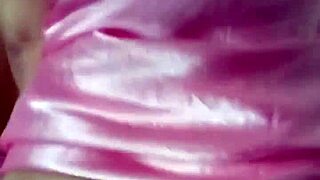 hey, bokep indonesia babe invites neighbor over while hubby's fishing 😏🍑