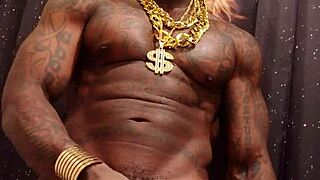 Hey king johnson, worship that massive african bbc hallelujah style!