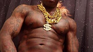 Hey king johnson, worship that massive african bbc hallelujah style!