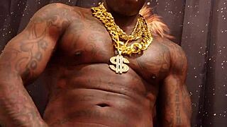 Hey king johnson, worship that massive african bbc hallelujah style!