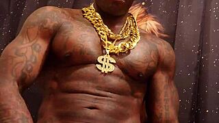 Hey king johnson, worship that massive african bbc hallelujah style!