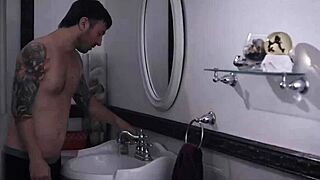 stepdaughter rides stepmom's bf hard 😈🔥🍆